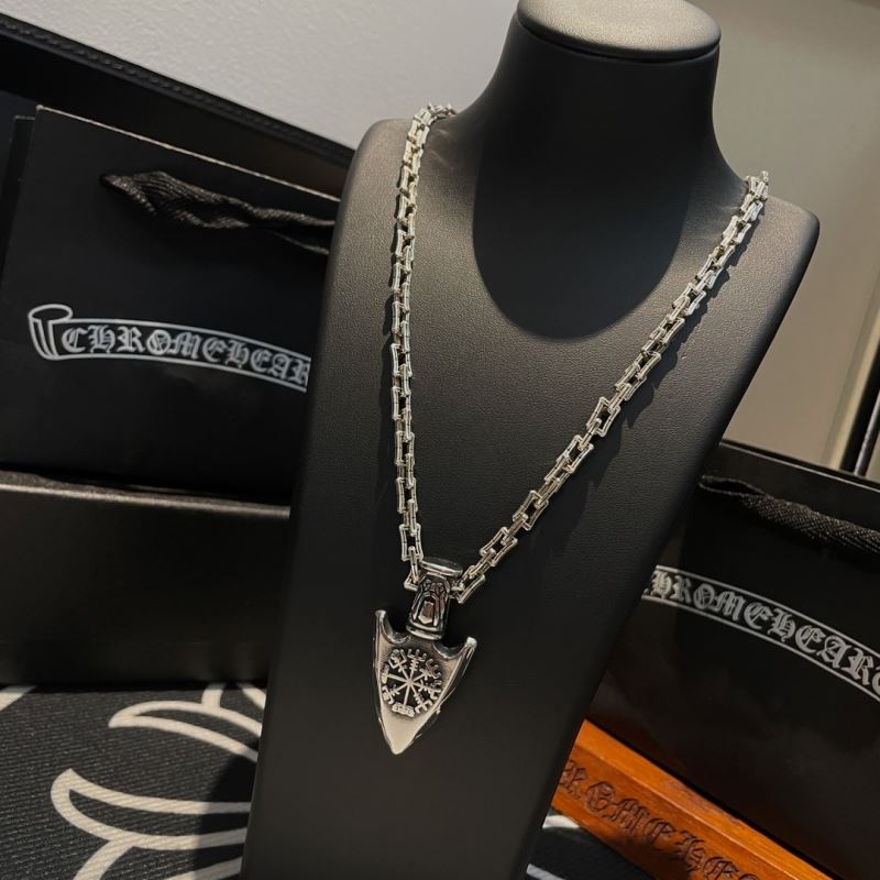 Ch*0me He**ts necklaces